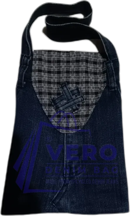 Upcycled denim bag by Vero