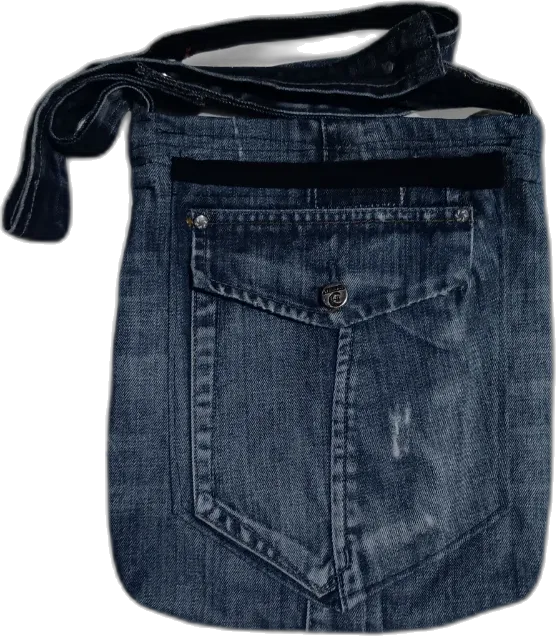 Upcycled denim bag by Vero