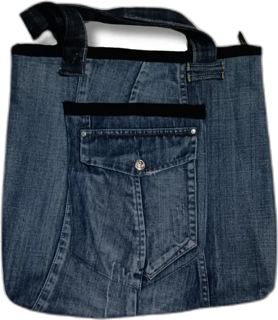 Upcycled denim bag by Vero