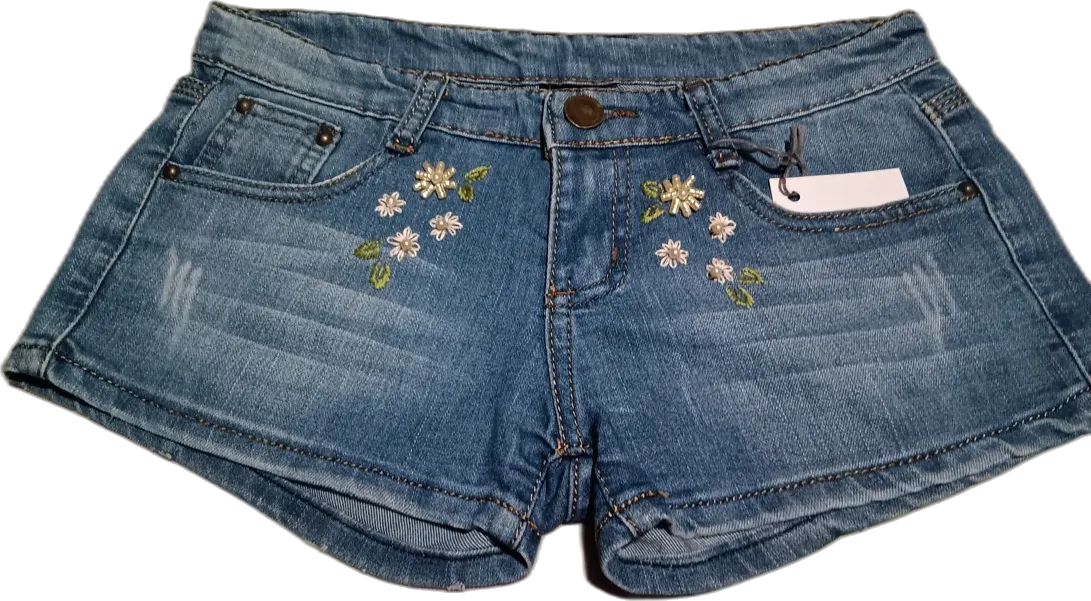 Upcycled denim shorts by Vero